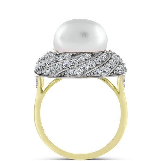 Anillo de Plata Bañada en Oro con Perla de Agua Dulce y Topacio Blanco