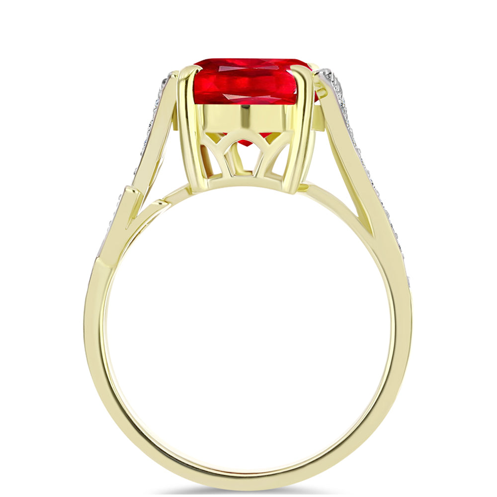 Anillo de Plata Bañada en Oro con Ágata Roja y Topacio Blanco