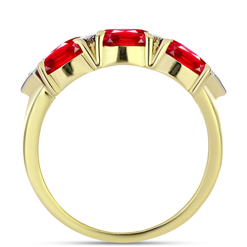 Anillo de Plata Bañada en Oro con Ágata Roja y Topacio Blanco