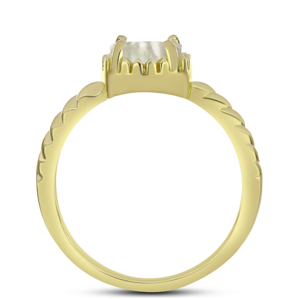 Anillo de Plata Bañada en Oro con Madreperla