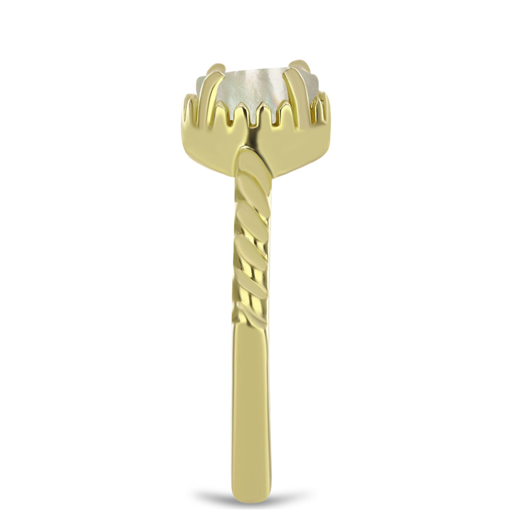 Anillo de Plata Bañada en Oro con Madreperla