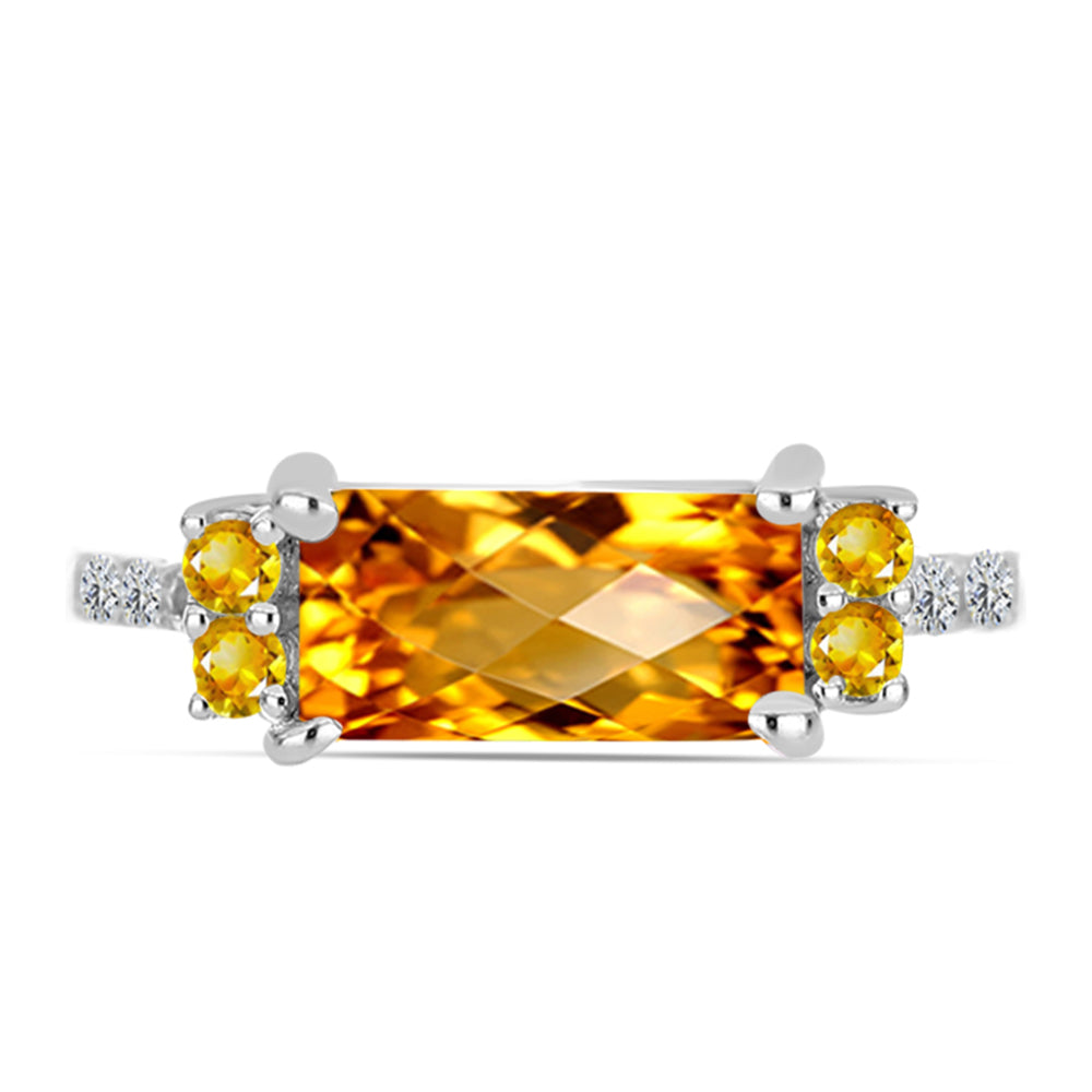 Anillo de Plata con Citrino de los Montes Urales y Topacio Blanco