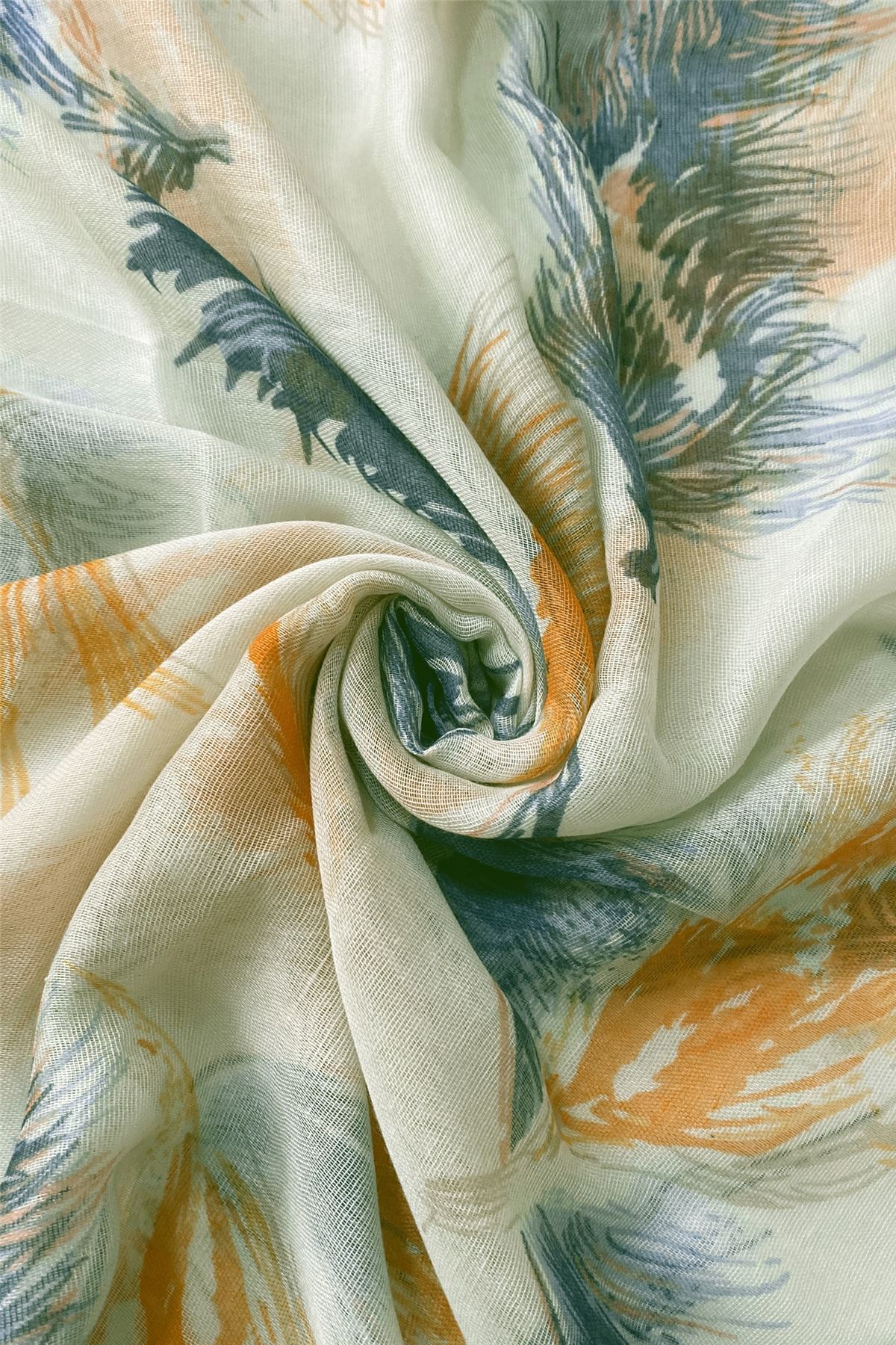 Bufanda-Chal azul pálido con estampado de plumas flotantes, 90 cm x 180 cm