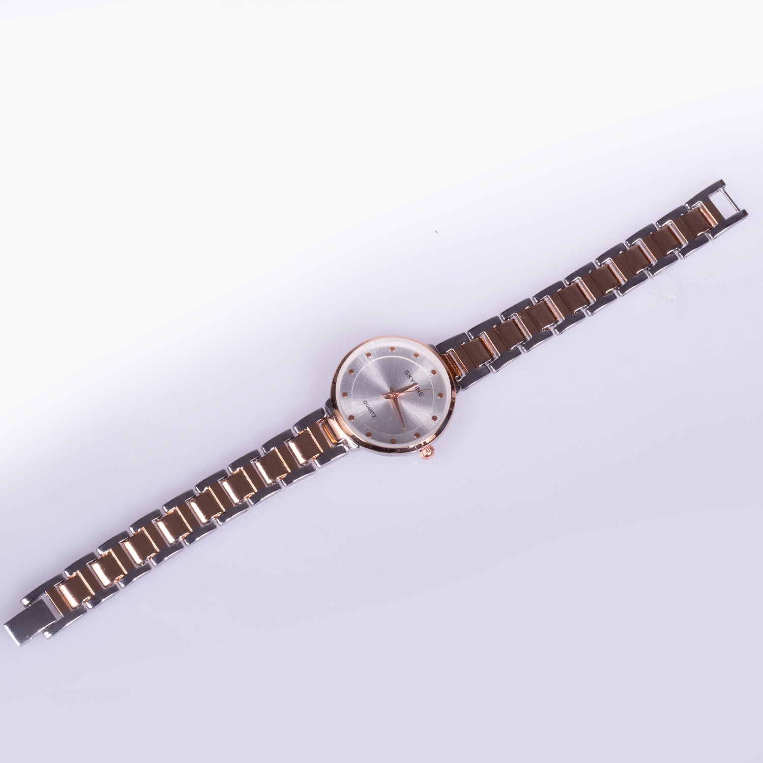 Reloj de moda para mujer con banda de acero, color dorado 4 