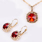 Conjunto de Aleación Bañado en Oro con Cristal Emporia® Rojo ( Collar +Pendientes +Colgante )